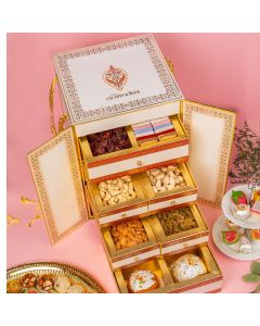 MY GOVINDAS FAMILY GREETINGS HAMPER